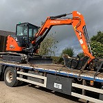 Hitachi ZX48U Off to work